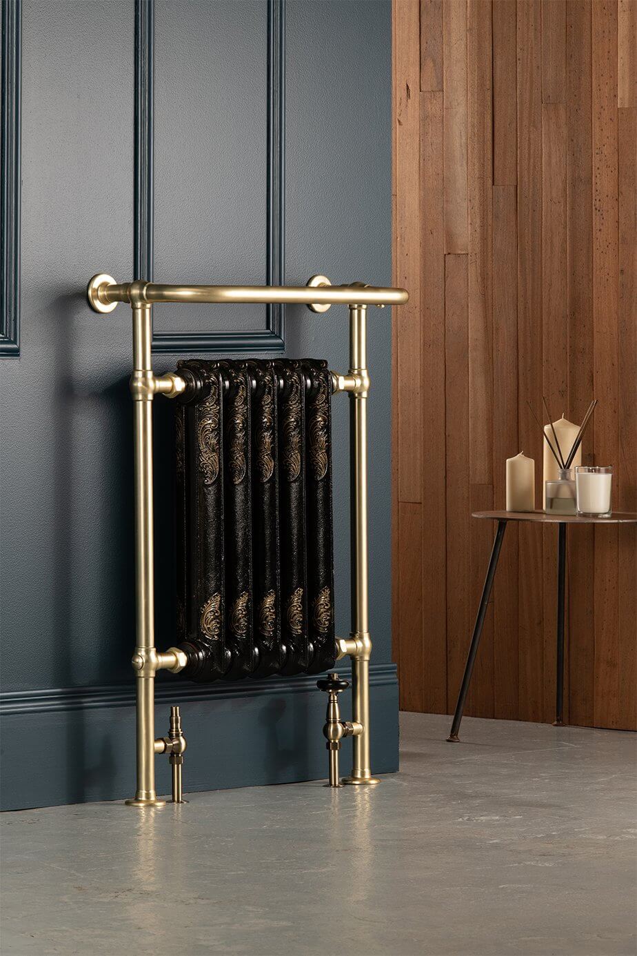 Rococo Pattern Towel Radiator