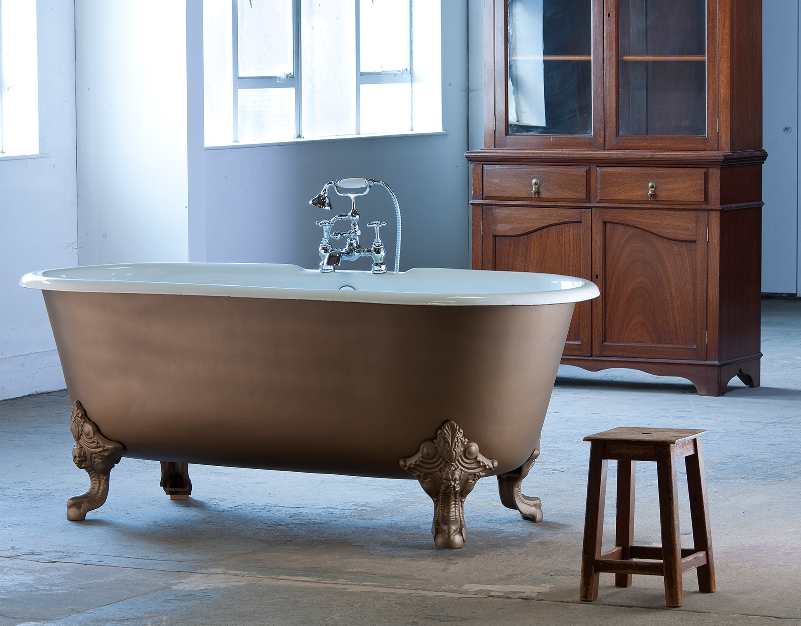 The Cheverny rolltop bath